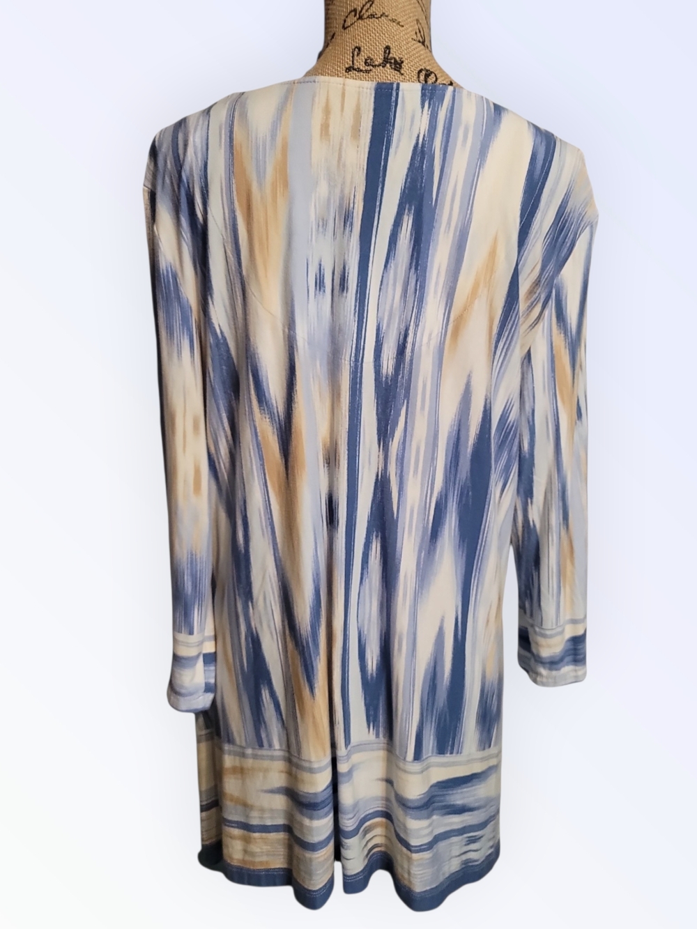 Ruby Rd. Blue & Cream Abstract Keyhole Tunic Size XL - Picture 3 of 5